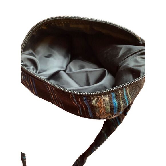 BoHo, beautiful, small floral embroidered Crossbody bag - Picture 8 of 9